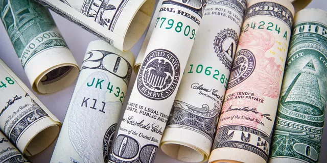 Pedidos semanais de seguro-desemprego nos EUA têm queda de 3 mil.