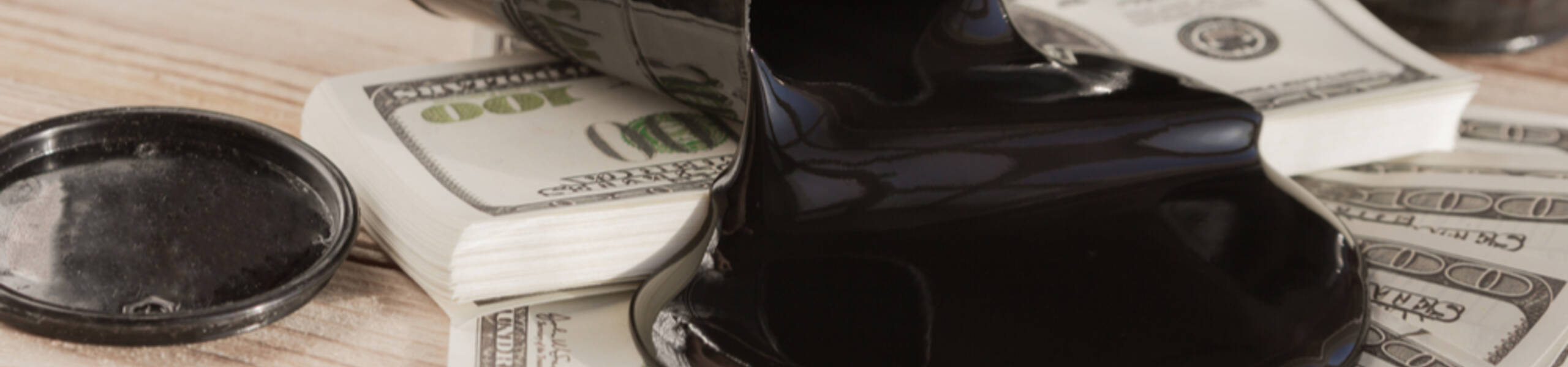 Geopolítica, inflación y mercados energéticos en el radar . Análisis XTIUSD y XBRUSD